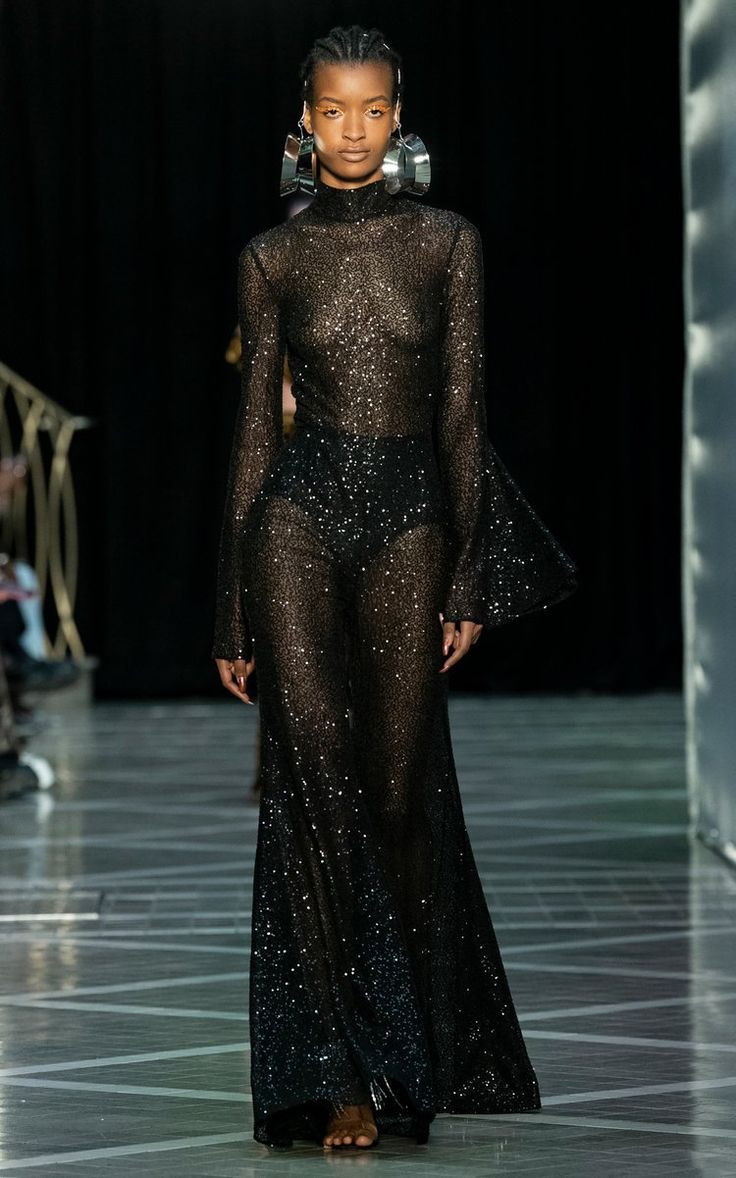 Tulle Jumpsuit, Black Runway, Fashion Moodboard, Gown Inspiration, Oscar Dresses, London Spring, Spring Summer 2023, Gala Dresses, Runway Collection