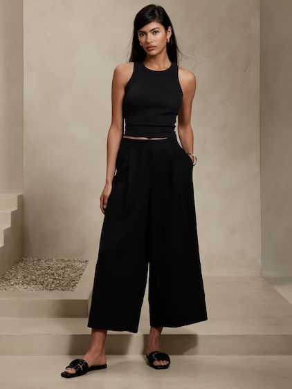 Women's Spring Collection | Banana Republic Factory Wide Leg Cropped Linen Pants Outfit, Cropped Linen Pants Outfit, Wide Leg Linen Pants Outfit, Magic Pants, Corporate Wardrobe, Linen Pants Outfit, Wide Leg Crop Pants, Linen Pant, Cropped Linen Pants