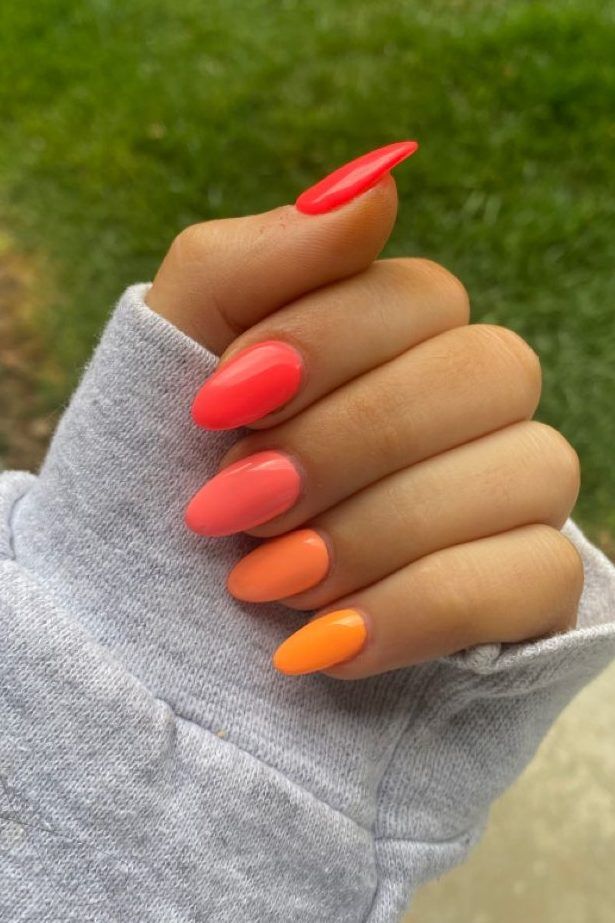 Bright Color Nails For Spring Fully Painted Nails, Different Shade Of Orange Nails, Orange Nails Summer Design, Sunset Red Nails, Almond Shaped Summer Nail Ideas, Colors For Nails Summer, Orange Multi Color Nails, Plain Nails Aesthetic, Bright Nails Almond Shape