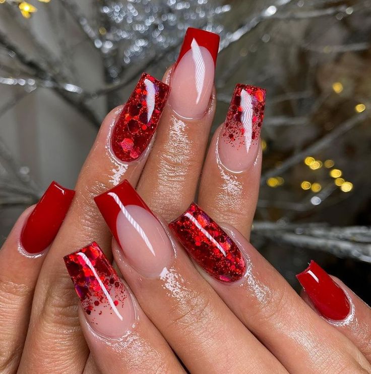 Red Tip Nails, Red Christmas Nails, Red Acrylic Nails, Winter Nails Acrylic, Red Nail Designs, Christmas Nails Acrylic, Xmas Nails, Pretty Acrylic Nails, Short Acrylic Nails