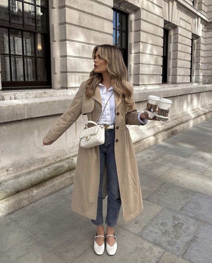 Style Parisienne, Trench Coat Outfit, Skandinavian Fashion, Chique Outfits, Corporate Outfits, Business Casual Outfits For Work, Coat Outfits, Looks Chic, Work Outfits Women