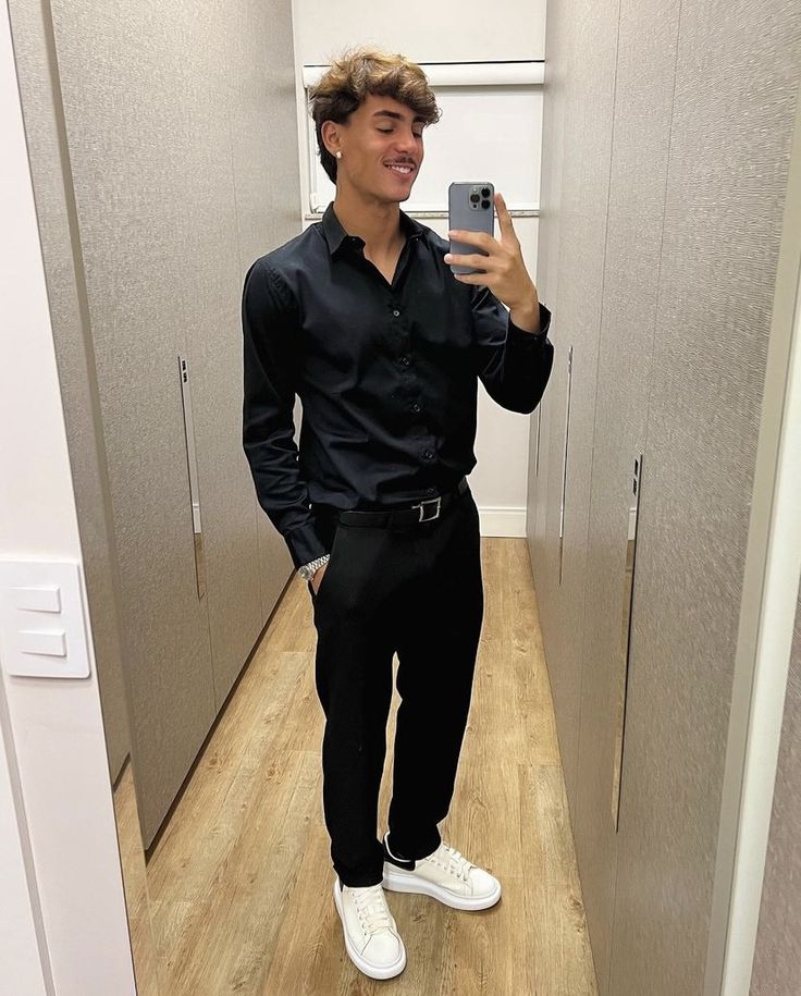 Men Casual Party Outfit, Men Quinceanera Outfit, Black Homecoming Outfits For Guys, Men’s Hoco Fits, Homecoming Outfits Men’s, Boys Homecoming Outfits 2024, Men’s Graduation Look, Boys Homecoming Outfits High School 2024, Prom Outfit Ideas Men