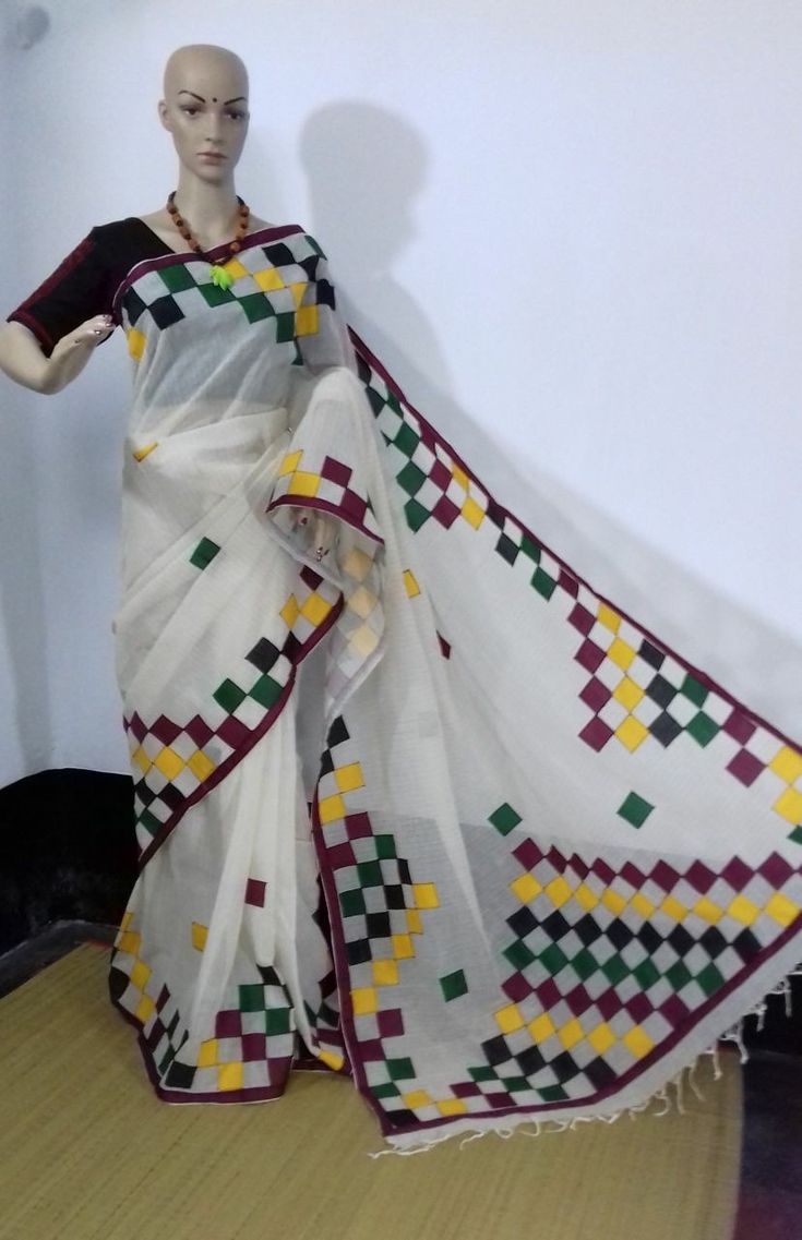 Pachwork Ideas, Sarees Cotton, Chaniya Choli, Work Sarees, Patch Work, Handloom Saree, Fabric Painting, Silk Sarees, Apron