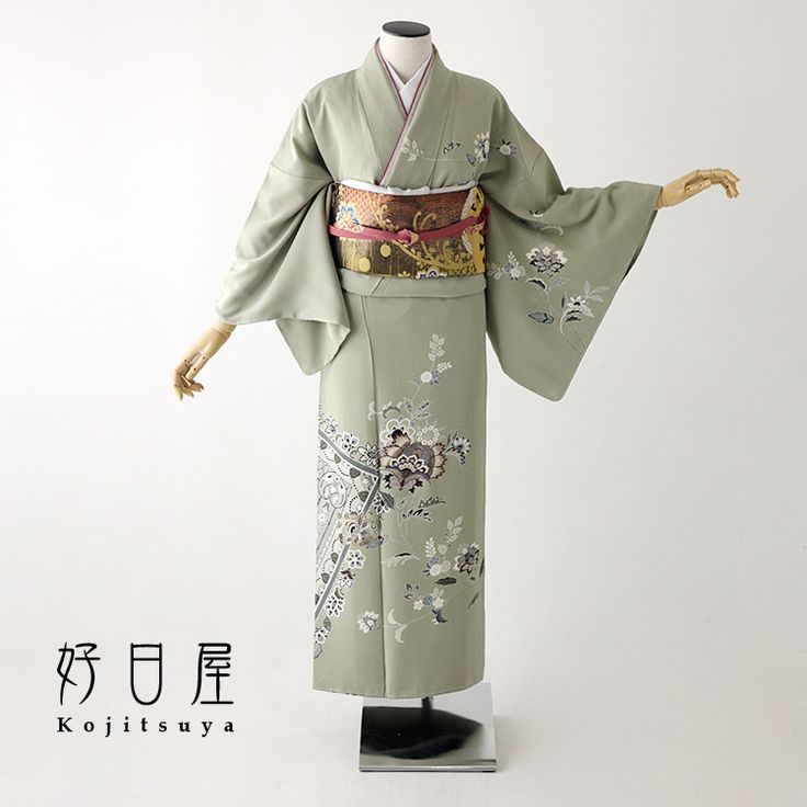 Luxury Kimono, Kimono Traditional, Cute Kimonos, Yukata Kimono, Kimono Design, Beautiful Kimonos, Womens Kimono, Chinese Clothing, Japanese Outfits