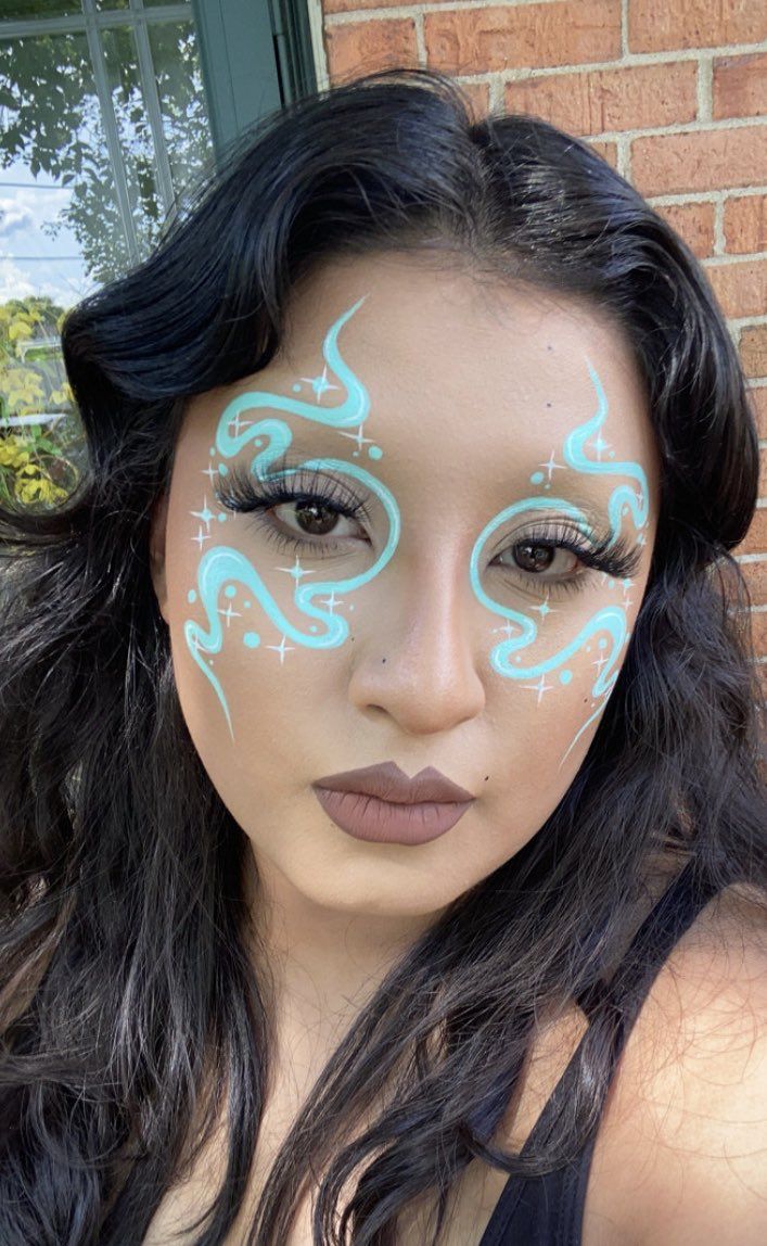 Crazy Festival Makeup, Uv Liner Makeup, Zodiac Face Paint, Disco Ball Face Paint, Simple Face Painting Ideas For Adults, Colored Brows Makeup, Artistic Face Paint, Fun Face Paint Ideas, Face Painting Designs Aesthetic