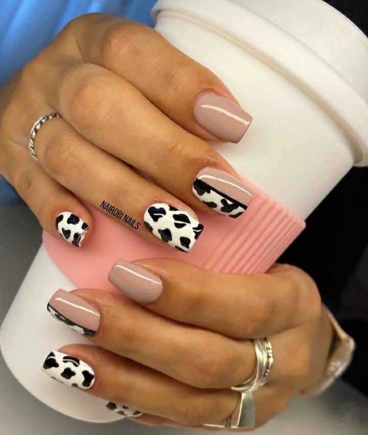 Saved Nails, Country Nail Designs, Uñas Animal Print, Western Nails, Nails Artist, Country Nails, Cow Nails, Makeup Nails Art, Pink Ombre Nails