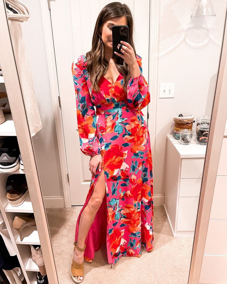 vacay vibes ✌️ 📷 @simply_darlings Just Feels Right Magenta Pink Floral Maxi Dress Trendy & Affordable Clothing || Live With Purpose 💕 Dress With Confidence || Text MINT to 90243 for 15% off #shopthemint #fashion #outfitinspo Colorful Floral Print V-neck Dress, Colorful Floral Print V-neck Maxi Dress, Casual Pink Dress With Bold Print, Spring V-neck Dress With Bold Print, Colorful Floral Print Dress For Garden Party, Pink Dresses With Bold Print For Spring, Vibrant V-neck Maxi Dress With Floral Print, Vibrant Pink Dress With Bold Print, Colorful V-neck Dress With Floral Print