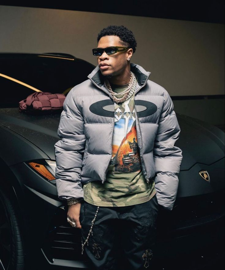 Devin Haney Outfits, Rich Rapper Lifestyle, Gervonta Davis Fashion, Rapper Lifestyle, Drill Rapper Outfit, Black Boxers, Devin Haney, Baltimore Fashion, League Fits