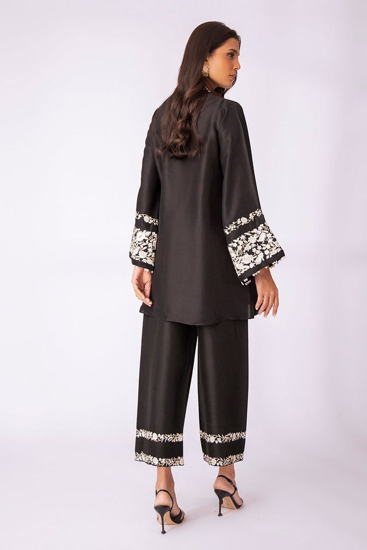 Silk Short Kurti Designs, Festive Palazzo Set With Set-in Sleeves For Eid, Elegant Designer Pant Set With Dabka Detailing, Elegant Pant Set With Dabka For Designer Wear, Designer Silk Pant Set With Long Sleeves, Elegant Pant Set With Resham Embroidery For Eid, Elegant Resham Embroidery Pant Set For Eid, Traditional Festive Pant Set With Set-in Sleeves, Elegant Sets With Set-in Sleeves And Straight Pants