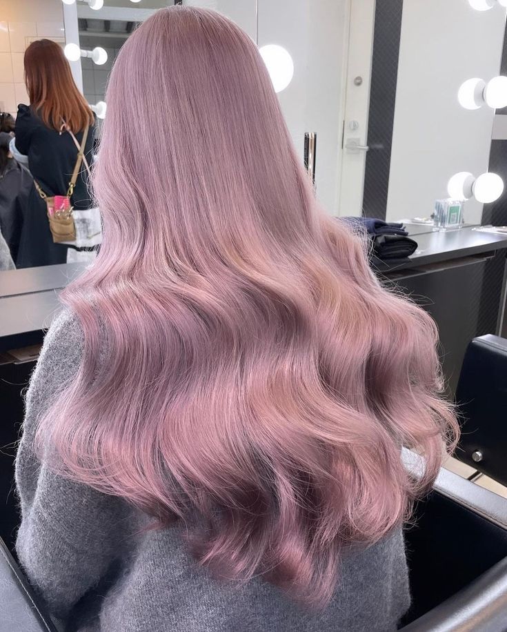 Jnk.83 Lavender Garden, Pretty Hair Color, Purple Hair, Pretty Hairstyles, Pink Hair, Glow Up?, Hair Goals, Dyed Hair, Cute Hairstyles