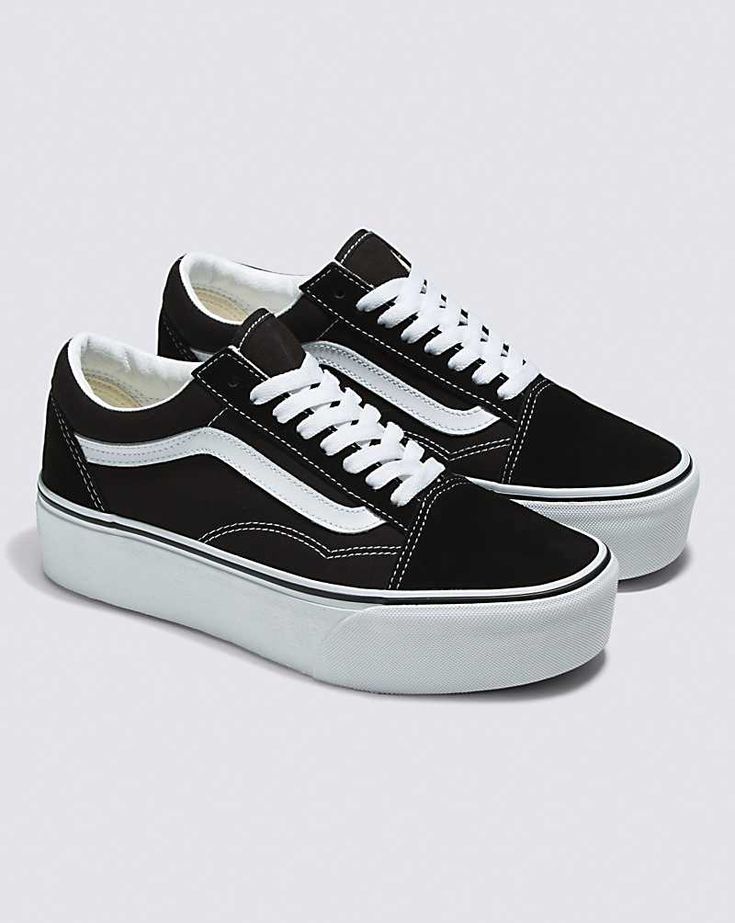 Old Skool Stackform, Estilo Vans, Vans Aesthetic, Old Skool Platform, Vans Old School, Platform Vans, Old School Vans, Checkered Vans, Black Platform Shoes