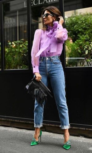 Fique Ligada! Organza É O Tecido da Vez - Gabi May Luxe Work Outfits, Lavender Shoes Outfit, Lavender Sweater Outfit, Color Block Outfits, Mode Ab 50, Lavender Sweater, Color Blocking Outfits, Chique Outfits, Colourful Outfits