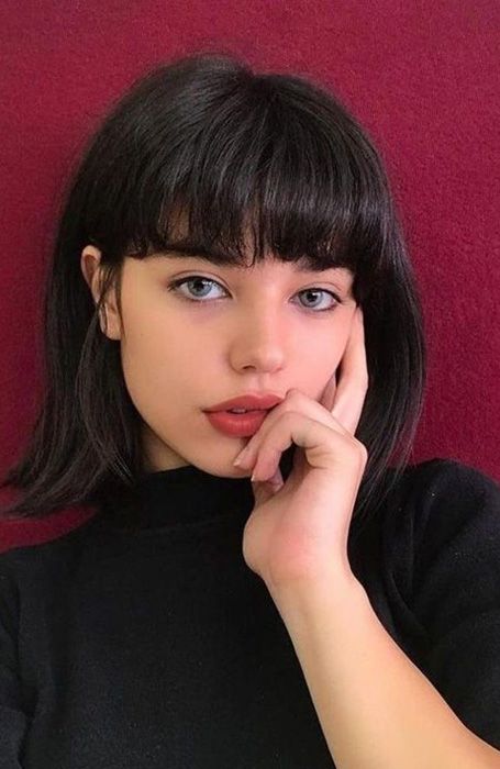 20 Trending Black Hairstyles for Women in 2020 - The Trend Spotter 앞머리 스타일, Short Hair Fringe, Long Bob With Bangs, Short Grunge Hair, Bob Hairstyles For Thick, Bob Hairstyles With Bangs, Long Bob Hairstyles, Hair Shades, Black Hairstyles