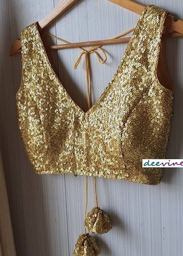 Golden Choli Designs, Golden Blouse For Saree, Golden Blouse Lehenga, Golden Blouse For Lehenga, Sleeveless Golden Blouse, Golden Sleeveless Blouse Designs, Golden Blouse Designs Lehenga Choli, Golden Blouse Ideas, Golden Blouse Designs Saris