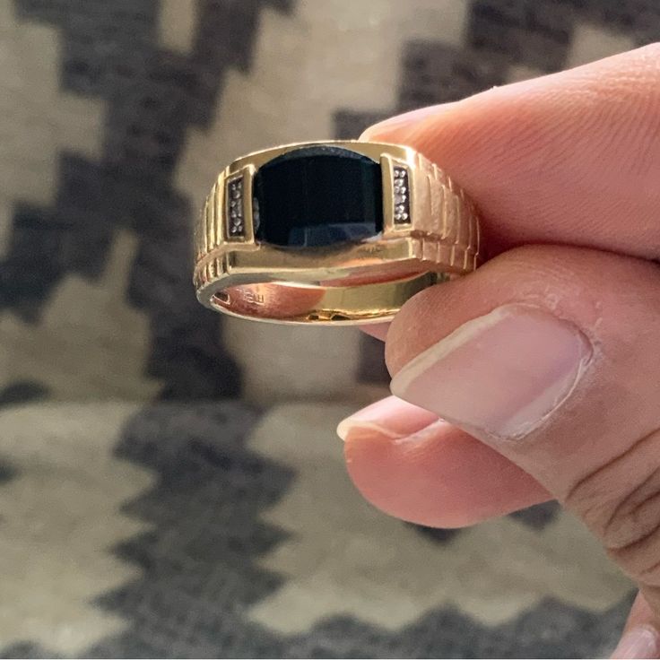 10k Gold And Onyx Ring Size 11 Heirloom Black Signet Ring For Formal Occasions, Heirloom Black Round Signet Ring, Fine Jewelry Black Ring Stamped 14k, Formal Black 14k Stamped Jewelry, Formal Black Jewelry Stamped 14k, Formal Black 14k Stamped Signet Ring, Luxury Black 14k Stamped Rings, Formal Black 14k Gold Rings, Black Heirloom Jewelry With Polished Finish