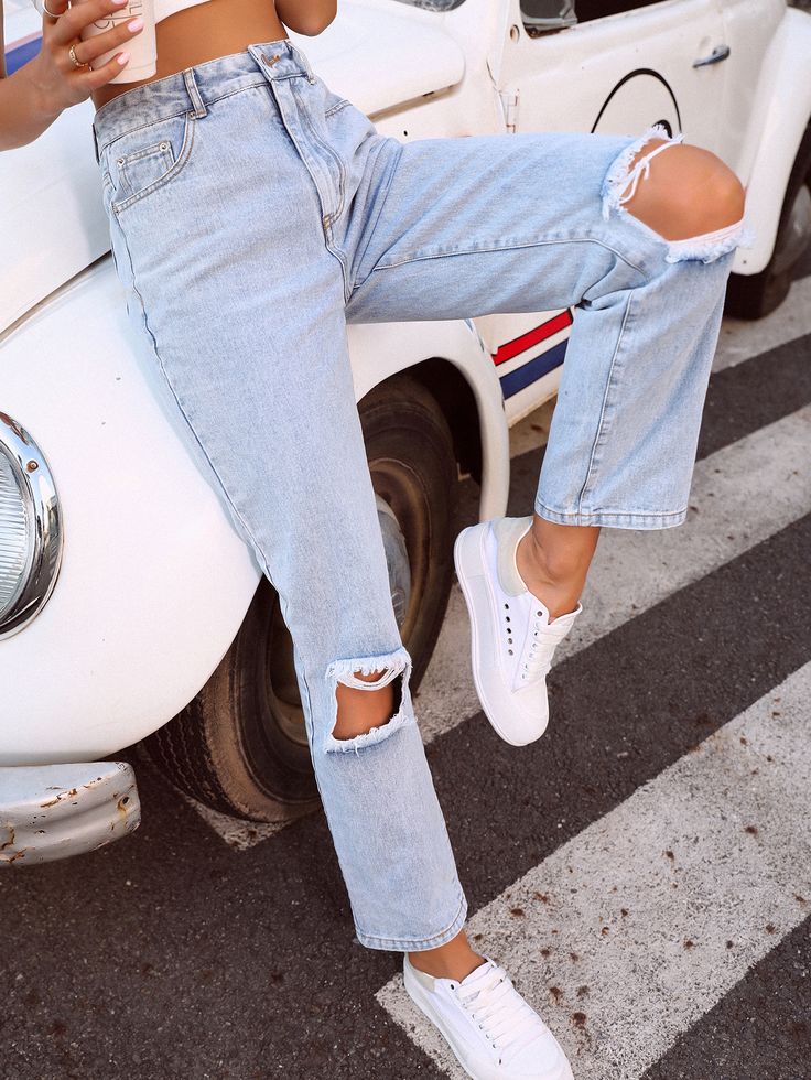 Trendy High Waist Wide Leg Ripped Denim Pants - Light Blue,XS Casual Cropped Leg Jeans With Zip Fly, Wide Leg Denim Pants, Ripped Denim Pants, Ripped Denim, Outfit Making, Type Of Pants, Wide Leg Denim, Waist Length, Ripped Jeans