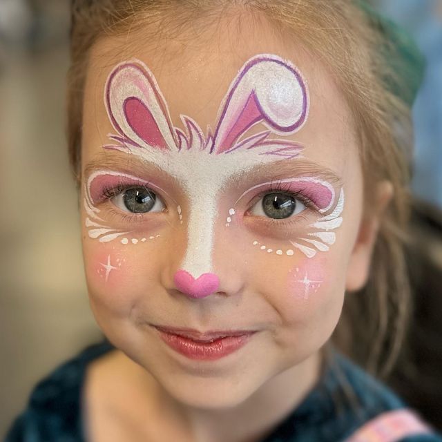 Cute Animal Face Paint, Simple Dragon Face Paint, Face Paint With Gems, Face Painting Farm Animals, Face Painting Rabbit, Painting Face Ideas, Bunny Face Paint Easy, Farm Animal Face Paint, Animal Face Paint Ideas For Kids