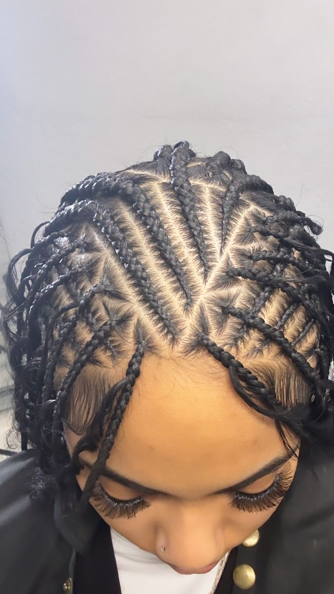 Fulani Braids Hairstyles Flip Over, Short Bob Boho Braids, Boho Flip Over Braids, Short Fulani Boho Braids, Flip Over Fulani Braids Short, Short Flip Over Fulani Braids, Flip Over Braids Hairstyles, Boho Fulani Braids Flip Over Short, Fulani Braids Bob With Curls