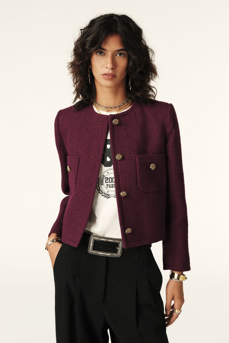 - Short structured jacket- Boxy cut- Round neck- Buttoned patch pockets on the chest- Cuff slits with three buttons- Golden jewel style buttons- Viscose lining- Wool and cotton boucle fabric Denim Sweatshirt, Burgundy Jacket, Structured Jacket, Blazer And Skirt, Jumper Shirt, Shoes With Jeans, Denim Coat, Sweater Skirt, Shirt Skirt