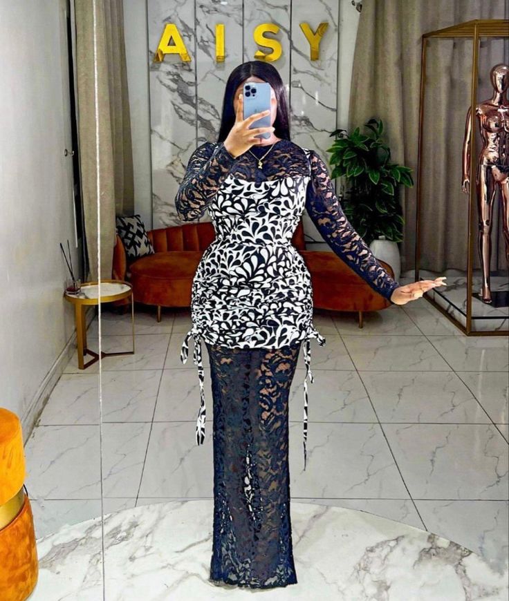 Fled Gown Style, Latest Female Ankara Styles, Coprate Gown Styles, Lace Combo Styles, Ankara And Lace Combo, Gown Styles For Ankara, Latest Ankara Gown Styles For Ladies, Afro Female, Latest Gown Styles