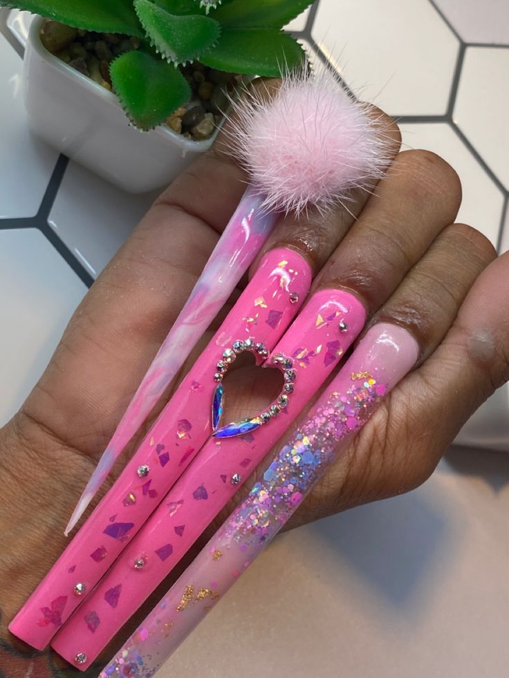 September Nails Art, Really Long Nails, Crazy Nail Art, Summer Nail Designs, September Nails, Spring Acrylic Nails, Fall Nail Trends, Colored Acrylic Nails, Short Nails Art