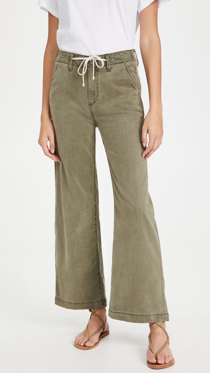 Fast Free Shipping & Free Returns on PAIGE Carly Pants at Shopbop. Shop new arrivals from PAIGE at Shopbop.com Green Jeans, Paige Jeans, Wide Leg Pant, Looks Chic, Paige Denim, China Fashion, Denim Women, Ankle Length, Stretch Denim