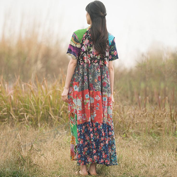 Description Augment your look by wearing this stunner of a design Ethnic Paneled Floral Dress. These floral prints scattered all over the dress, styled with the 50%-70% cotton material and short sleeves. It also boasts a classic botton design.It's farily suitable for summer journey. Details Pattern Type: FloralSleeve Type: Short SleeveSilhouette: ShiftMaterial: Cotton, PolyesterNeckline: Crew-NeckOccasion: Daytime, DailyProcess: Printed, PaneledTheme: SummerColor: Pattern A, Pattern B, Pattern C Random Clothing, Short Sleeve Summer Dresses, Flower Skirt, Langer Rock, Silk Floral Dress, Panel Dress, Ethnic Dress, Women Hoodies Sweatshirts, Ethnic Style