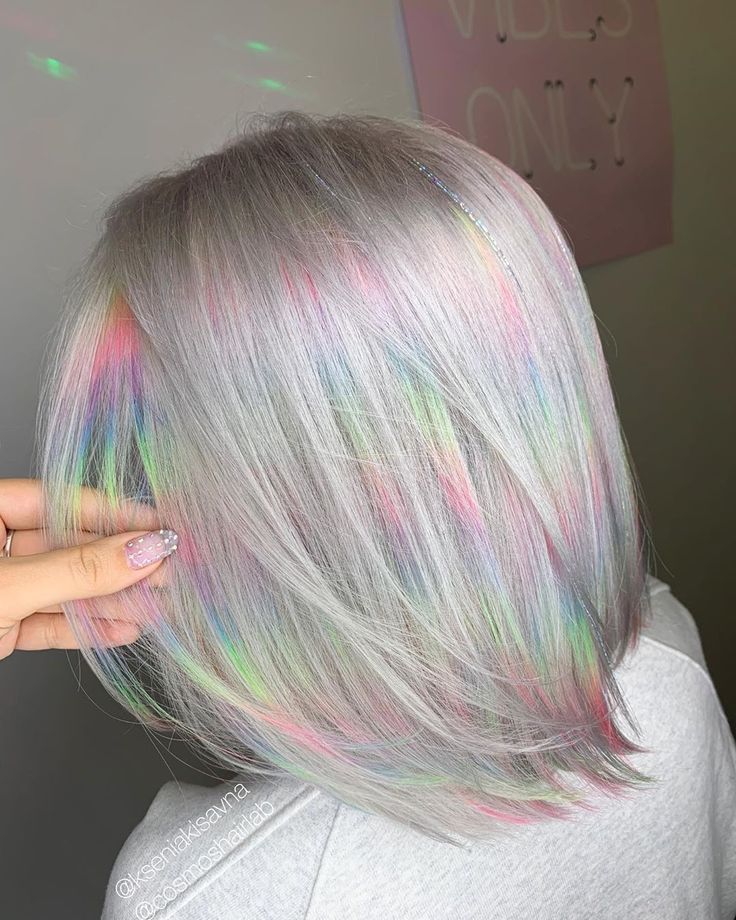 Short Holographic Hair, Prism Highlights Hair, Prism Highlights, Simple Diy Hairstyles, Iridescent Hair, Buns Braids, Pastel Rainbow Hair, Holographic Hair, Opal Hair