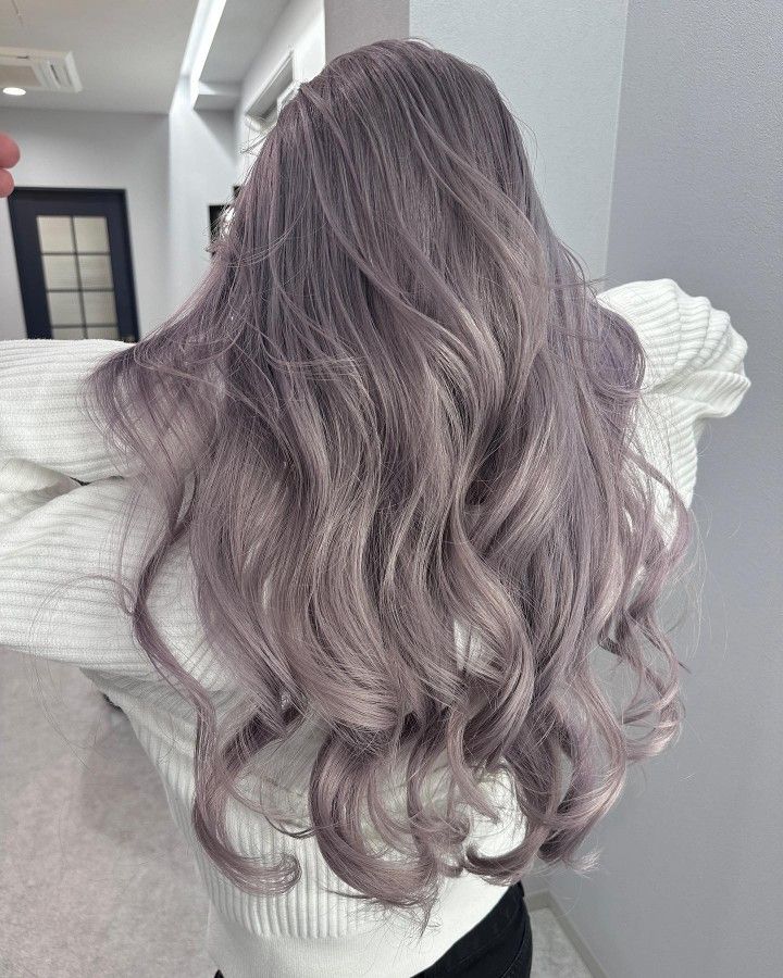 Greyish Purple Hair, Cool Tone Hair Colors, Lavender Grey Hair, Ash Gray Hair Color, Purple Grey Hair, Lilac Hair Color, Pastel Purple Hair, Blue Grey Hair, Ashy Hair