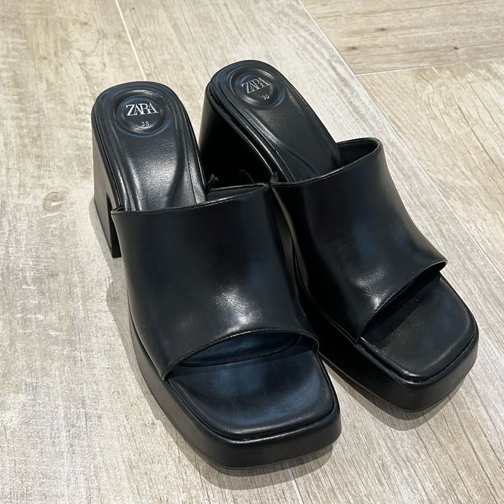 Zara Size 7.5 Black Platform Heels. Never Worn. Perfect Condition. Super Comfortable. Black Platform Heels, Black Platform, Zara Shoes, Block Heels Sandal, Zara Black, Mule Clogs, Platform Heels, Zara Women, Block Heels