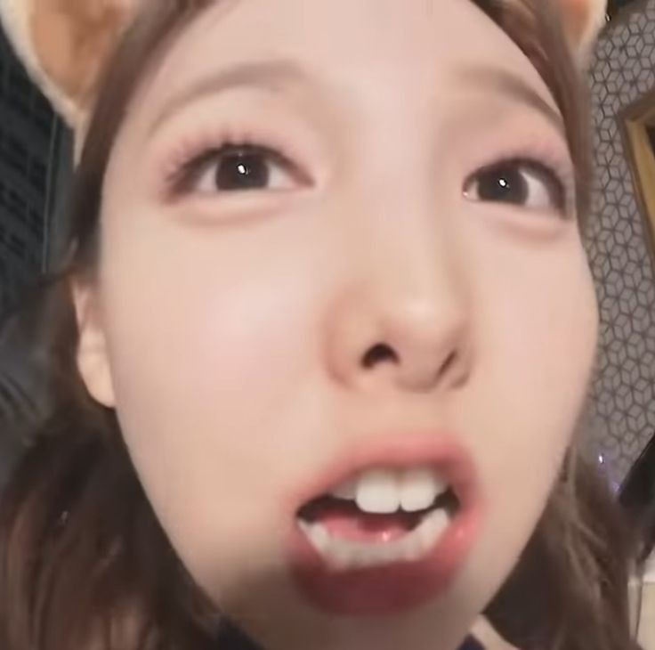 Dara Kpop, Twice Kpop, Chaeyoung Twice, Nayeon Twice, Im Nayeon, Meme Faces, I Love Girls, Kpop Funny, Funny Faces