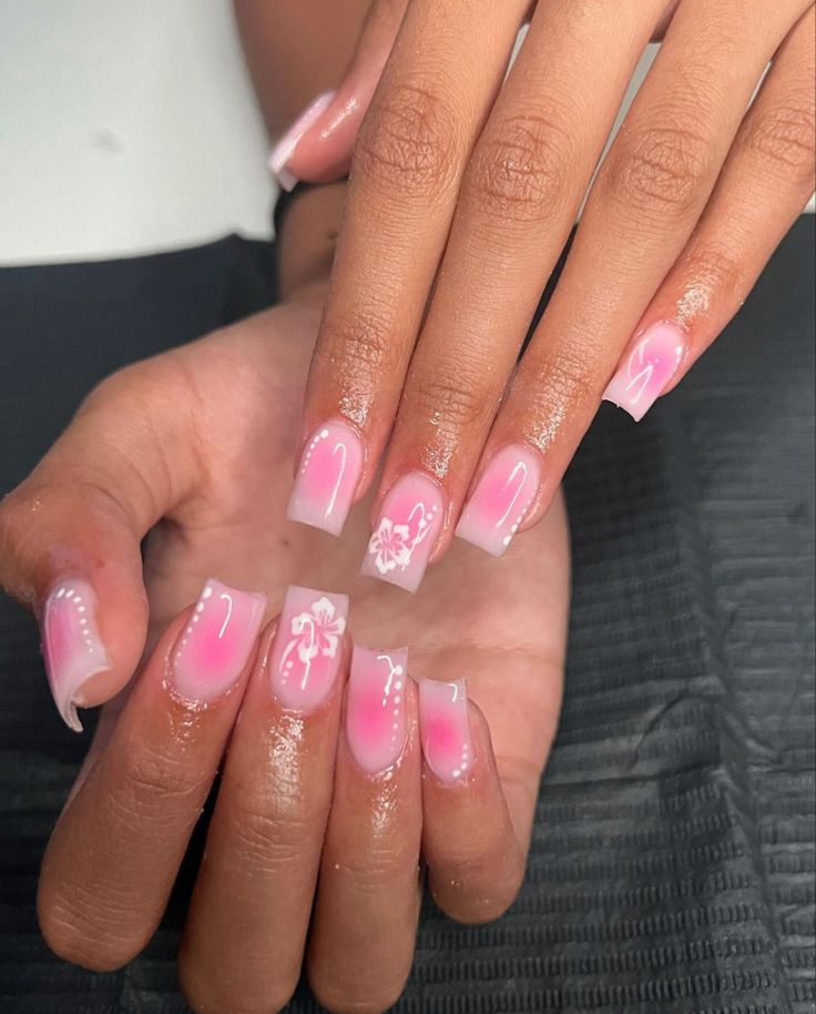 Pink Short Nails Ideas Summer, Summer Mexico Nails, Miami Nails Ideas Short, Holiday Nails Summer Acrylic Square, Tropical Pink Nails, Holiday Nails Summer Acrylic Short, Short Freestyle Nail Designs, Short Nail Inspo Summer 2024 Square, Square Summer Nails 2024