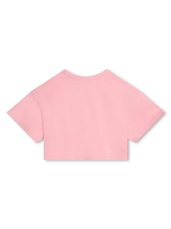 Marc Jacobs Kids logo-print Cropped T-shirt - Farfetch Pink Slogan Cropped T-shirt With Crew Neck, Pink Cropped Crew Neck T-shirt For Streetwear, Spring Pink Cropped T-shirt With Graphic Print, Pink Graphic Print Cropped T-shirt, Marc Jacobs Shirt, Cropped T Shirt, Kids Logo, Crop Tshirt, Logo Print