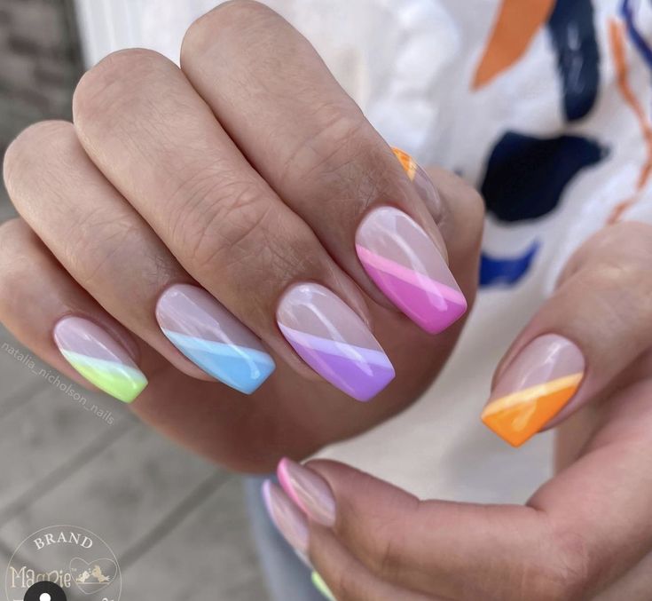 Short Summer Nail Ideas, Diagonal Nails, Fun Summer Nails, Summer Nail Ideas, Nails Art Designs, Bright Summer Nails, Elegant Nail Designs, Summer Manicure, Summery Nails