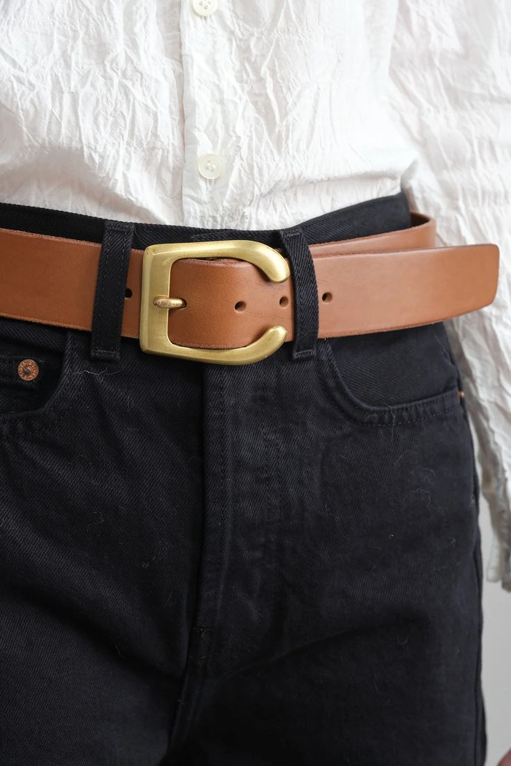 KikaNY B5 Buckle Belt Turquoise Purse, Tan Belt, Brass Hand, Fashion Fits, Buckle Belt, Leather Belts, Leather Bags, Vegetable Tanned Leather, Office Wear