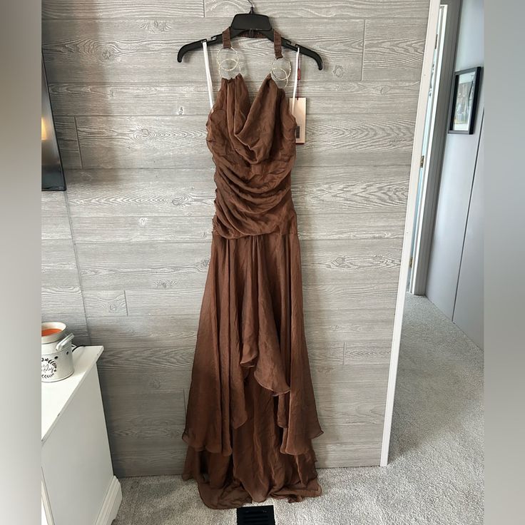 Milano Brown Y2k Formal Prom Dress Gown. Halter Neck Hi Low Appearance But Floor Length Dress. Size Small Nwt Chocolate Brown Gown, Brown Formal Dress, Brown Dresses Formal, Y2k Formal, Prom Dress Gown, Bronze Dress, Brown Y2k, Formal Prom Dress, Prom Dresses Gowns