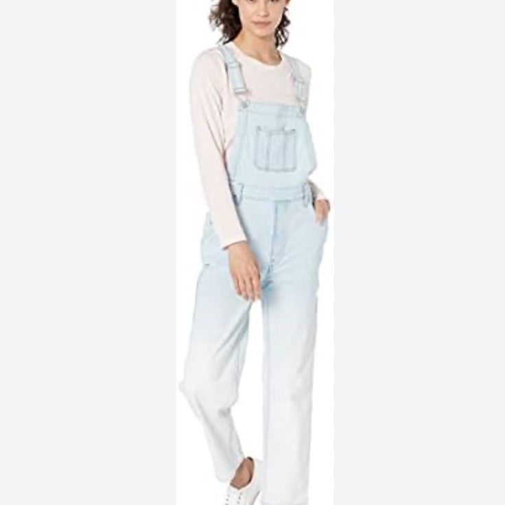 Hudson Light Wash Overalls Style W9016dpp. Bnwt Casual White Bleached Jeans, Light Wash Overalls, Overalls Style, Black Denim Overalls, Overalls Fashion, Short Faux Fur Jacket, Usa Jeans, Leopard Print Jacket, Jean Overalls