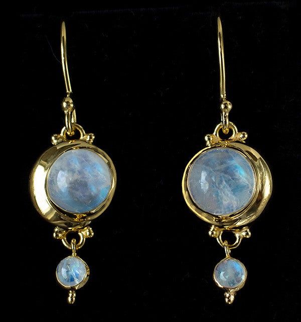 Gold Rainbow Moonstone Earrings Traditional Background, Moonstone Earrings Gold, Moonstone Drop Earrings, Rainbow Moonstone Jewelry, Gold Vermeil Jewelry, Ruby Earrings, Moonstone Earrings, Moonstone Jewelry, Moon Earrings