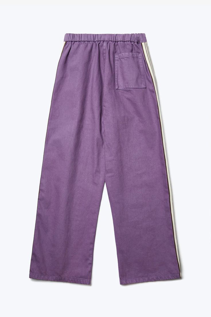 A casual wide-leg pant in softened cotton. Featuring a pop of color in purple and front and rear patch pockets. An elastic waist with tie-front and laidback fit feel as good on as your oldest trackies, but these pants are made to be seen. Finished with side stripe trim detail. Florida Woman, Casual Wide Leg Pants, Knit Alpaca, Brand Sale, Side Stripe, Trim Detail, Sales Gifts, Best Sellers, Wide Leg Pants