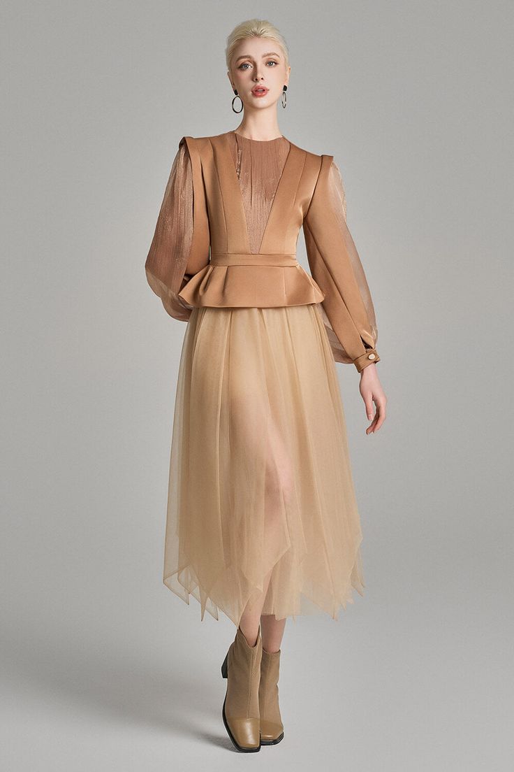 Crafted from delicate voile, this skirt features a gathered design that creates a playful and flirty silhouette. With its see-through fabric, this skirt adds an air of mystery and sophistication to any look. Indulge in the beauty of this midi skirt and make a statement wherever you go. Bff Ideas, Weddding Dress, Learning Board, Chanel Top, Tuscan Villa, Mean Blvd, Trendy Dress Outfits, Power Dressing, Fashion Wear