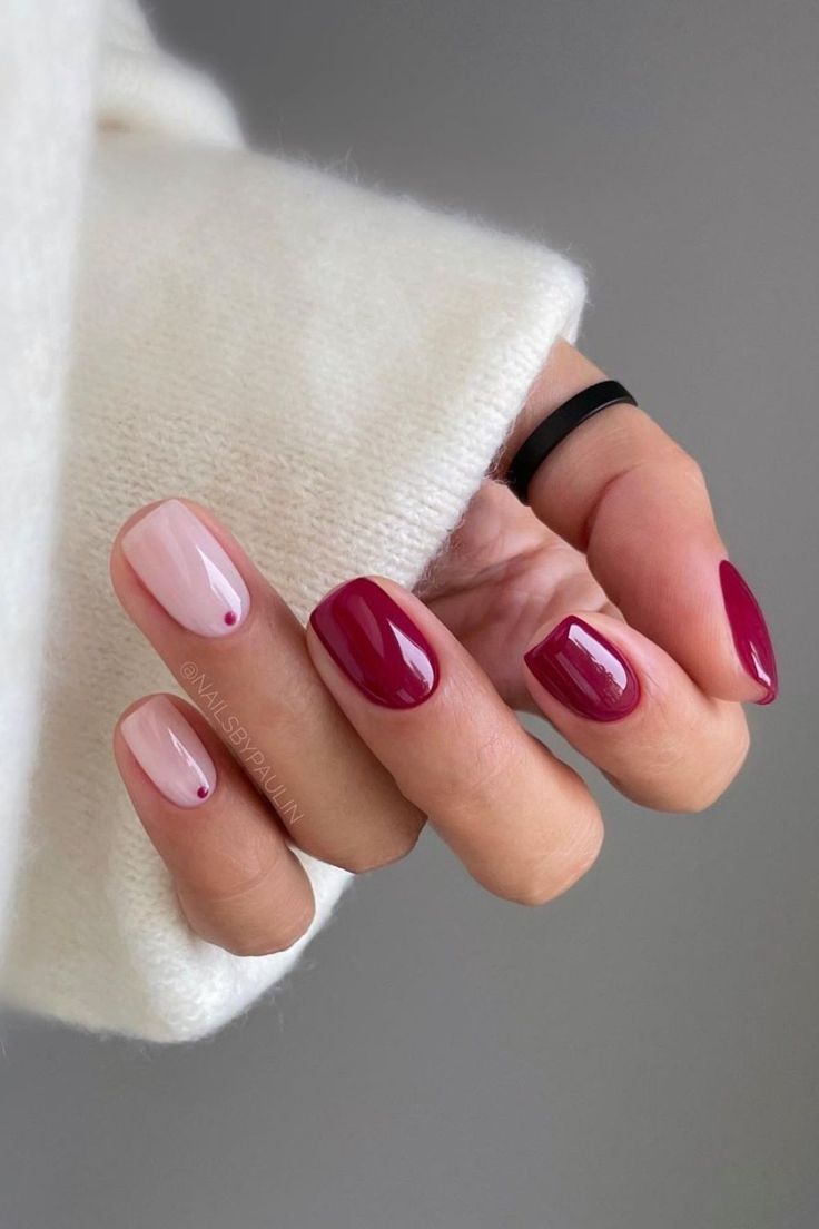 These 35 Red Winter Nail Ideas Are Too Good Not to Copy Red Summer Nails, Kutek Disney, Unghie Sfumate, Milky Nails, Nagel Tips, Smink Inspiration, Casual Nails, Her Nails, Popular Nails