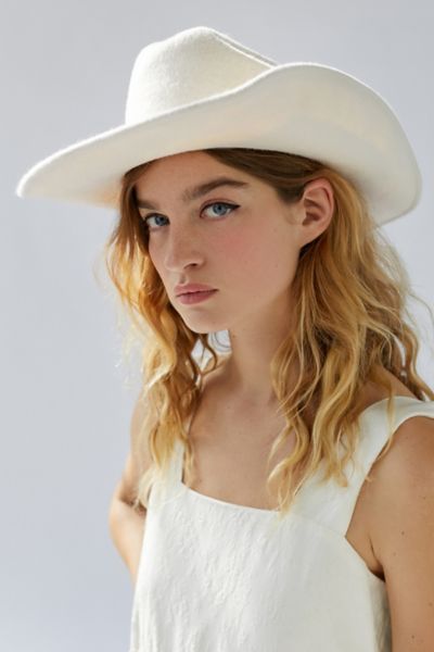 Wyeth McGraw Cream Cowboy Hat | Urban Outfitters Canada Modern Cowboy, Cabbie Hat, Rancher Hat, Cowgirl Hat, Women's Hats, Cowgirl Hats, Accessories Bags, Boho Festival, Wide Brimmed Hats