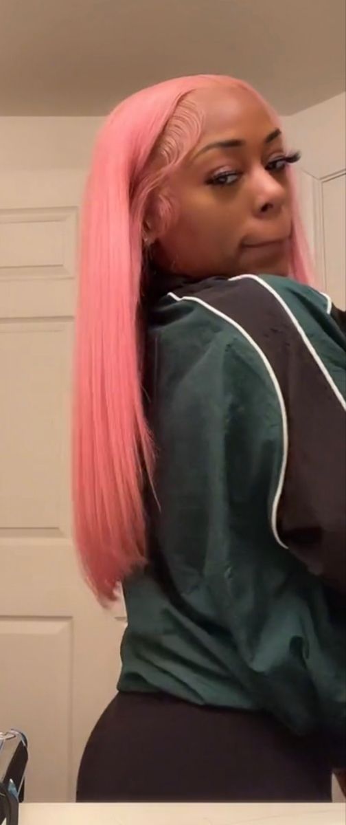 Colored Wig Styles For Black Women, Colored Hair Ideas For Blondes, Lace Front Hair Colors, Frontal With Color, Bob Lace Front Wigs Styles, Pink Wig Hairstyles For Black Women, Wig Hair Colors For Black Women, Color Wigs Black Women, Light Pink Frontal Wig