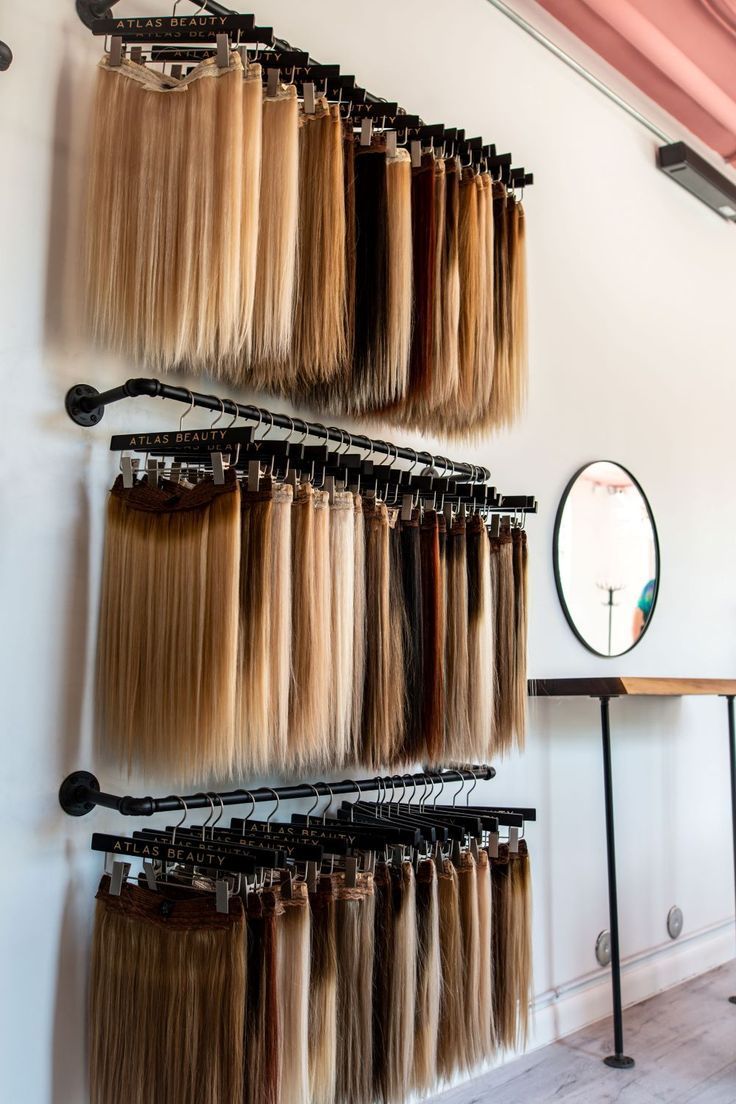 Halo Extensions Salon Retail Display, Salon Suite Decor, Salon Interior Design Ideas, Home Hair Salons, Beauty Room Salon, Home Studio Ideas, Hair Extension Salon, Halo Extensions, Hair Salon Interior