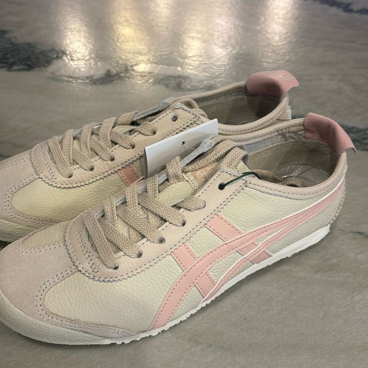 Onitsuka Tigers-Mexico 66, Oatmeal/Ginger Peach-Womans 7 Pink Onitsuka Tiger Outfit, Pink Onitsuka Tiger, Onitsuka Tigers, Onitsuka Tiger Outfit, Onitsuka Tiger Women, Tiger Shoes, Dream Wishlist, Pretty Sneakers, Ginger Peach