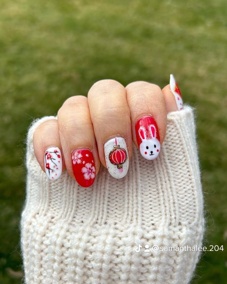 Lunar Year Nails, Red Lunar New Year Nails, Chinese New Year Nails, Lunar New Year Nails, Lunar New Year Nails Dragon Simple, Chinese New Year Rabbit Nail Art, Red And Gold Nails Lunar New Year, New Year's Nails, Lunar New