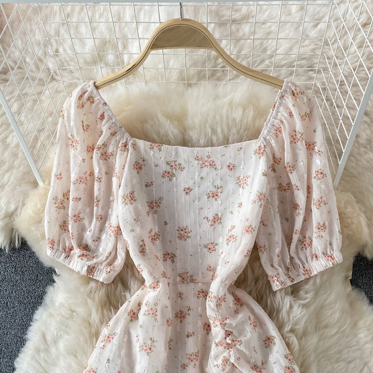 Cute A line floral dress Material: blended Color: apricot Size(cm): S, M S length 85 bust 92 waist 74 M length 86 bust 96 waist 78 A Line Floral Dress, Dress Material, Dress Materials, M S, Apricot, Floral Dress, Bell Sleeve Top, A Line, Floral