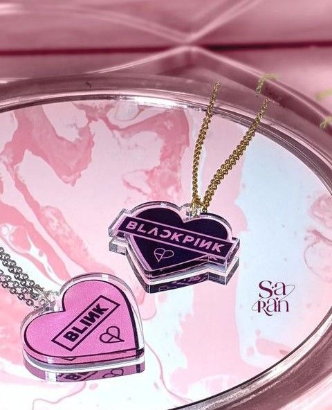 - Blackpink necklace - Blink necklace Blackpink Necklace, Black Pink Party, Blackpink Diy, Christmas Gifts List, Blackpink Things, Born Pink Blackpink, Blackpink Art, Blackpink Cute, Hello Kitty Images