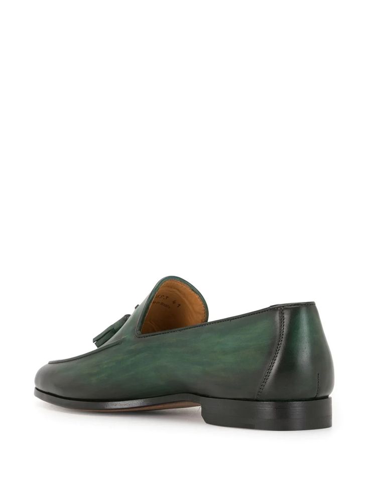 Magnanni tasseled leather loafers Highlights emerald green  calf leather almond toe tassel detail branded insole flat leather sole Composition Outer: Calf Leather 100% Sole: Leather 100% Lining: Leather 100% Loafer Outfit Men, Tassel Loafers, Shoes Loafers, Leather Loafers, Sale Design, Loafer Shoes, Emerald Green, Calf Leather, Almond