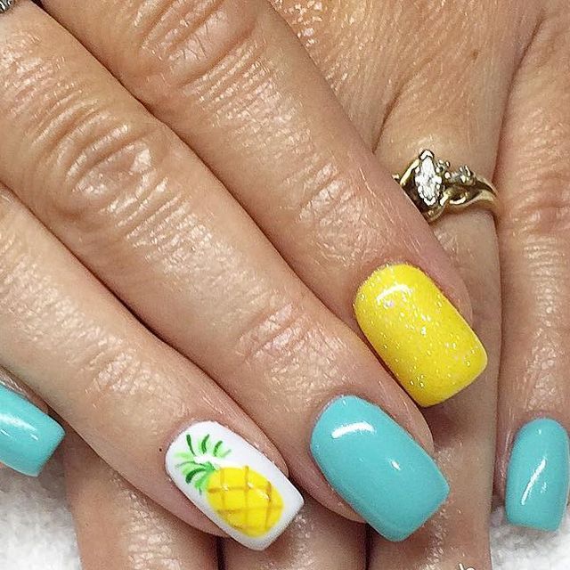 Orange Sherbert Nails, Luau Nails Designs, Caribbean Nail Ideas, Cruising Nails, Pineapple Nails Design, Pineapple Manicure, Luau Nails, Pineapple Nail Design, Pineapple Nail Art